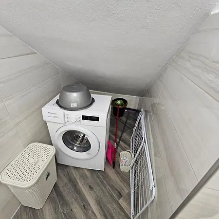 Апартаменты A *