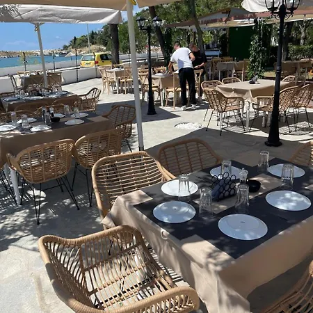 A * Неа-Карвали