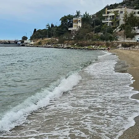 Апартаменты A Неа-Карвали