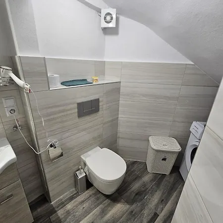 A Nea Karvali