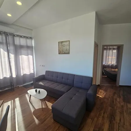 A * Nea Karvali